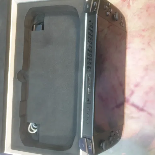 GAME CONSOLE AYANEO