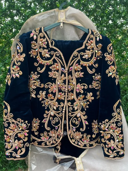 Karako Traditionnel Luxe fabrique chez LALA ZAHRA DELMI
