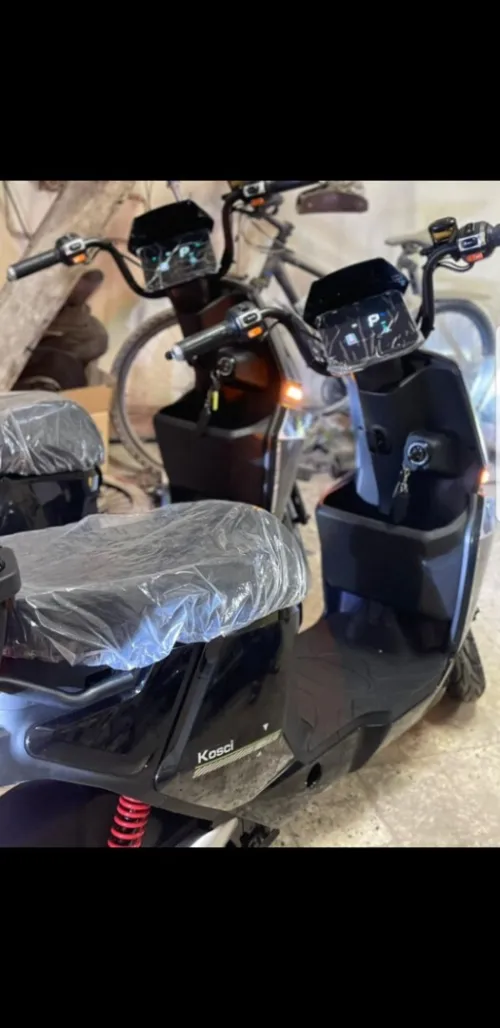 Scooter électrique NIU KOSCI 2025