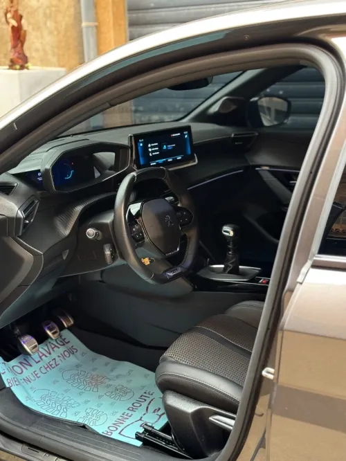 Peugeot 208 2023 GT