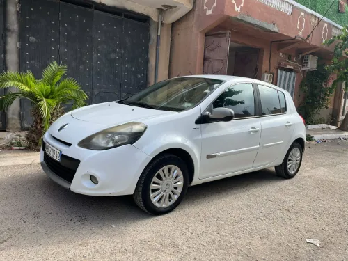 Renault Clio 3 2012 Night and Day