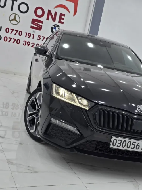 Skoda Octavia 2023 Vrs bleu motion