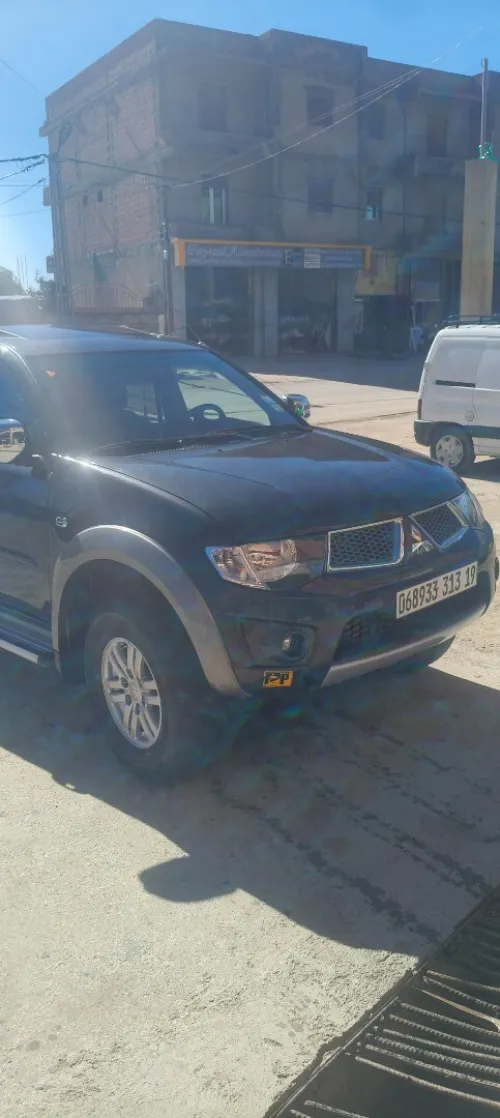Mitsubishi L200 2013 Doube cabine Evolution
