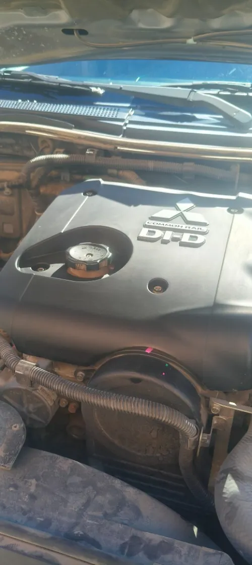 Mitsubishi L200 2013 Doube cabine Evolution