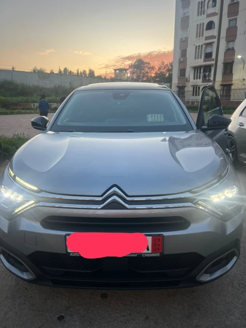 Citroen C4 shine 2023 Finition max