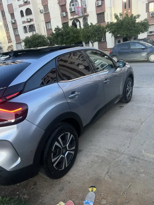 Citroen C4 shine 2023 Finition max