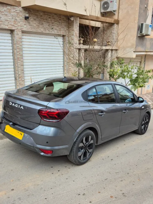 Dacia Logan 2025 Extrême