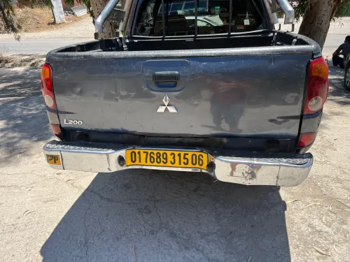 Mitsubishi L200 2015 Doube cabine Evolution