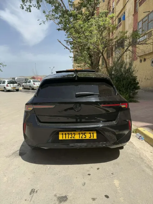 Opel Astra 2025 