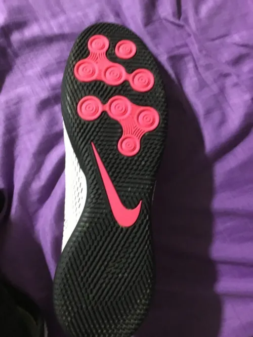 حذاء رياضي أصلي Nike