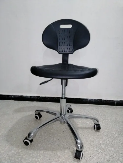 CHAISE LABO
