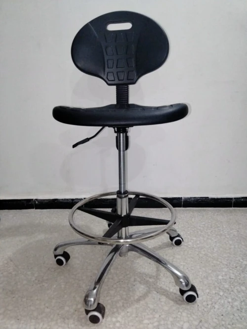 CHAISE LABO