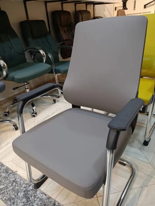 CHAISES