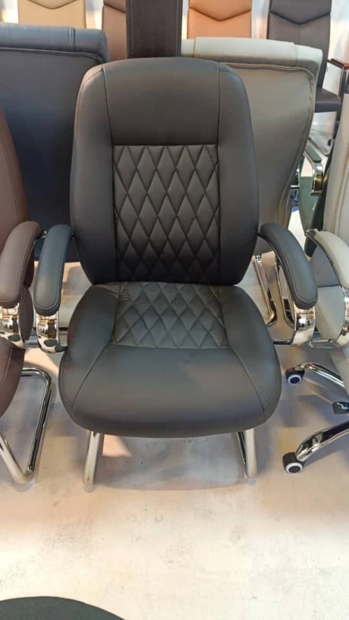 CHAISES