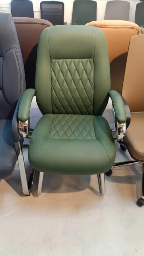 CHAISES