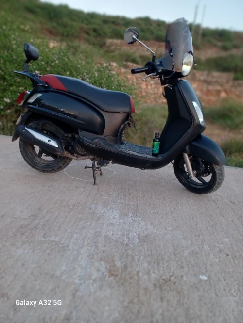 SYM Fiddel 2 150 cc SYM Fiddel 2 150 cc  Cart grise 2020 