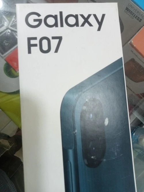 Samsung A17,A16