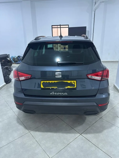 Seat Arona 2023 Business style