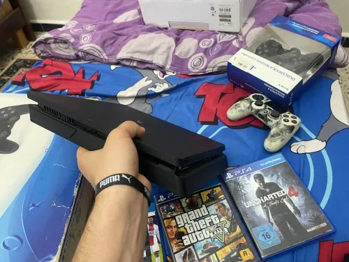 Ps4 slim