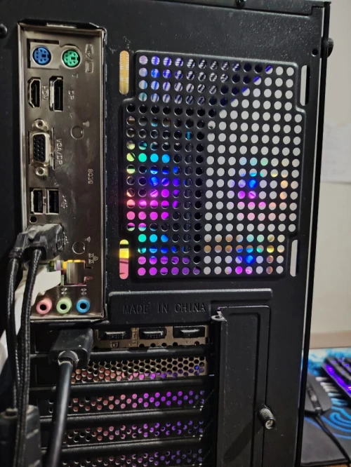 Full Pc Gaming setup (RTX 4060 / i5 13thn Gen - Excellent état)