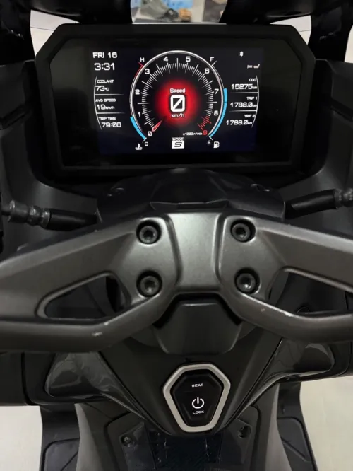 Yamaha Tmax 562 2023