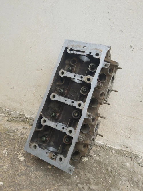 Culasse 1.4 essence Peugeot 206