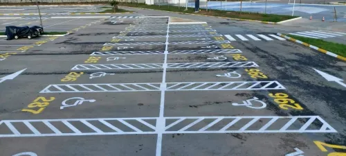  travaux de signalisation routière