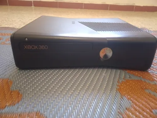 Xbox 360 Slim