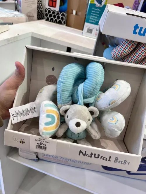 Un lot de jouets européen