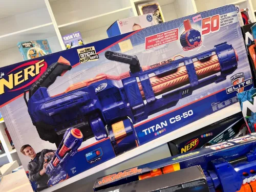 Un lot de jouets européen