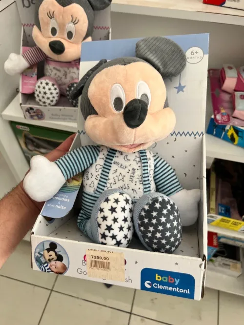 Un lot de jouets européen