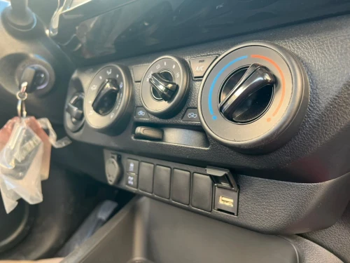 Toyota HILUX SLOUGI 2025 Dubai /  دبي