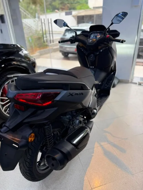 Yamaha Xmax 300 tech max + 2026