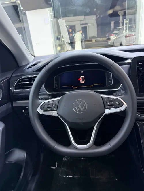 Volkswagen Tharu 2026 Xr