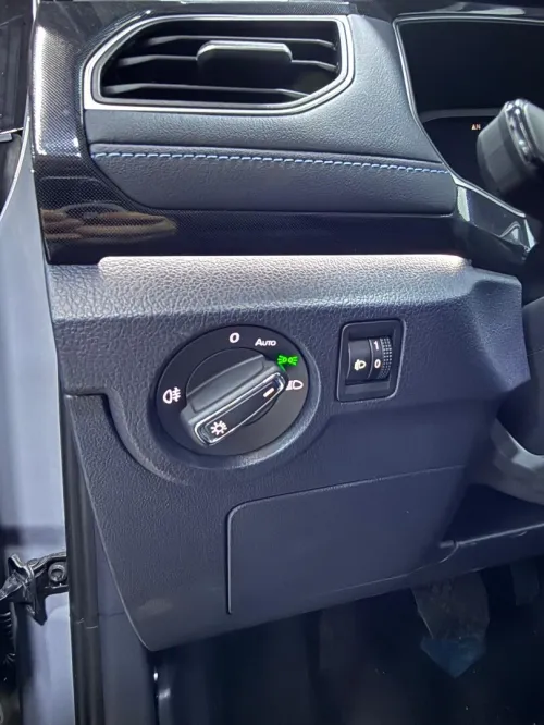 Volkswagen Tharu 2025 Xr