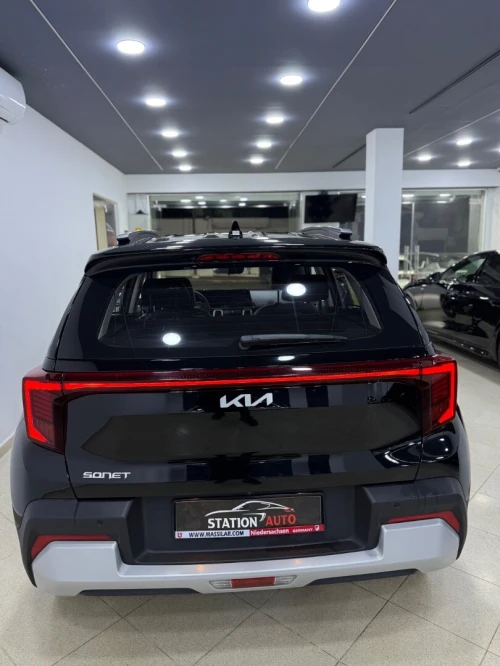 Kia Sonet  2025 Luxury