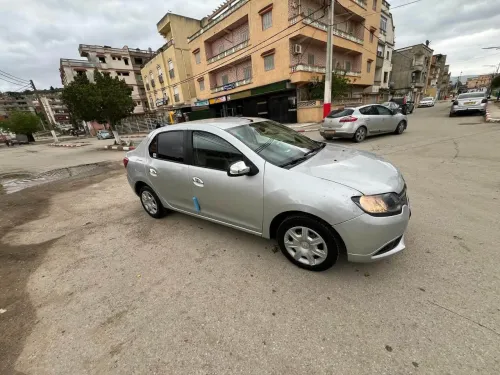 Renault Symbol 2015 Collection