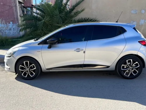Renault Clio 4 2019 Limited 2