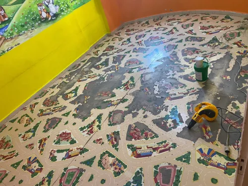 Creche aire de jeu روضة الأطفال gazon