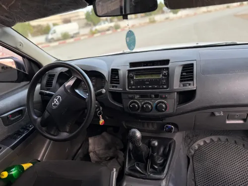 Toyota Hilux 2015 LEGEND SC 4x4