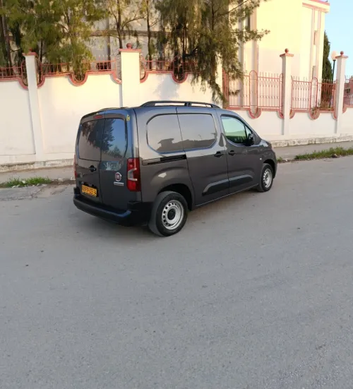 Fiat Doblo 2023 Italie