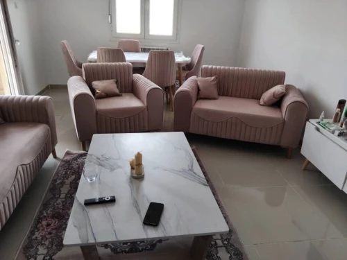 Salon table 