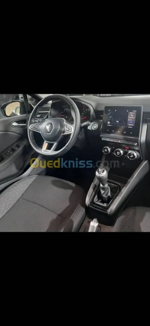 Renault Clio5 2022 Bussiness plus 6vts