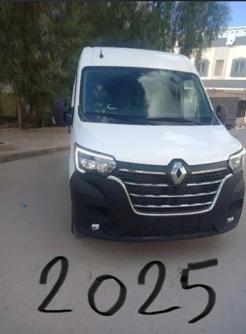 Renault Master 2 PANNEAUX 2025