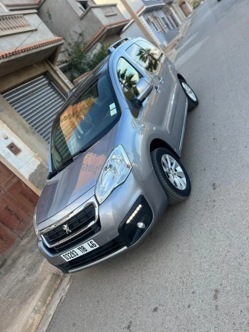 Peugeot Partner 2018 Tepee Allure 