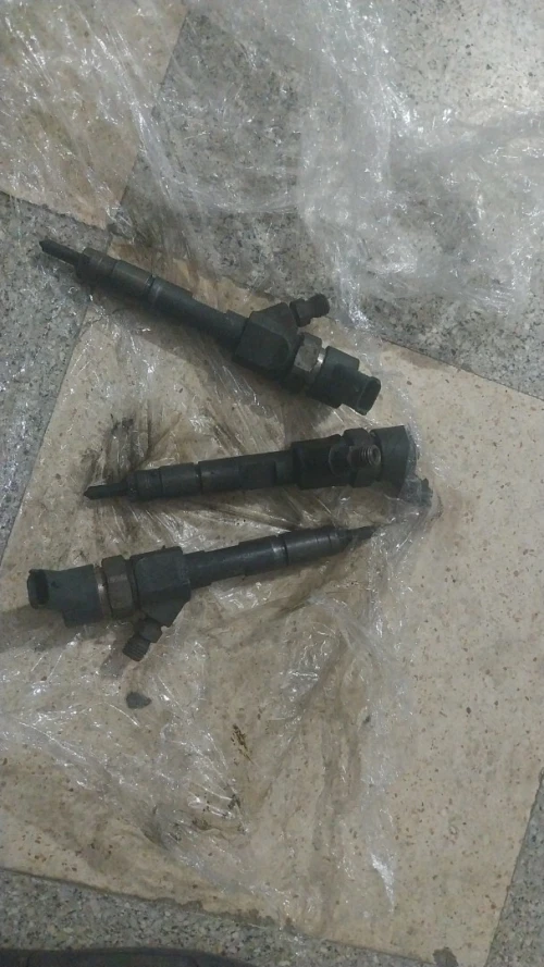 Injecteur 1.9 Dci
