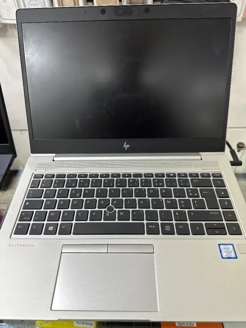 Hp elitebook 840 G6 i5 8th gen 836UCPU 8Ram 256ssd 14 pousse