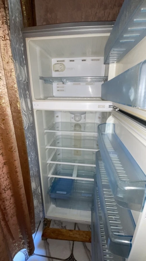 Frigidaire ثلاجة 