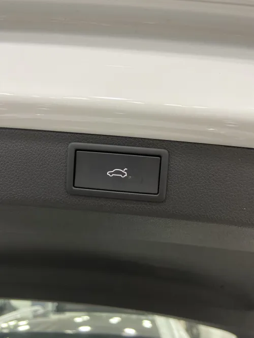 Skoda Karoq 2025 Full options