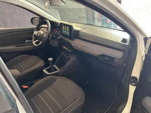 Dacia Sandero 2022 Journey